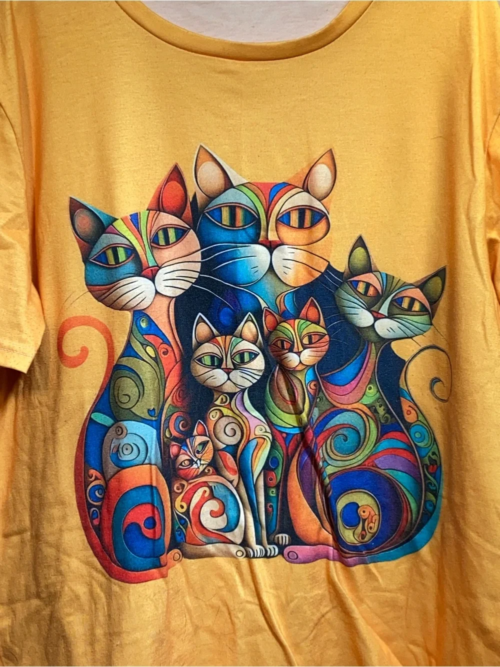 Sunshine Yellow Cat Family Graphic Tee - Picture 2 of 6